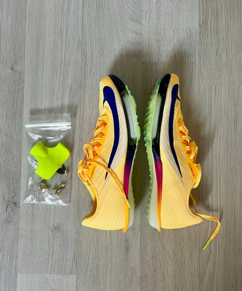 Used Orange Air Zoom Maxfly 2 bike — image 1 of 4