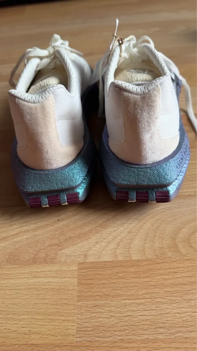 Used Adidas Light Boost bike — image 5 of 7
