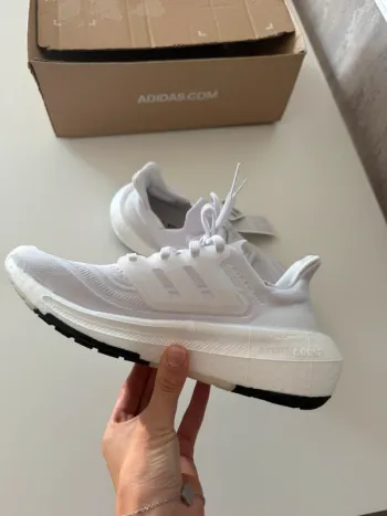Used Adidas Ultraboost bike — image 2 of 5