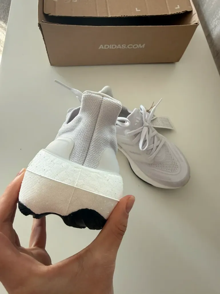 Used Adidas Ultraboost bike — image 5 of 5