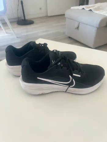 Nike Basket bike usato — immagine 4 di 5