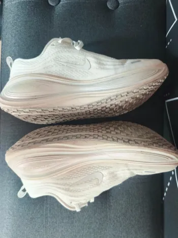 Nike Vomero Plus bike usato — immagine 3 di 5