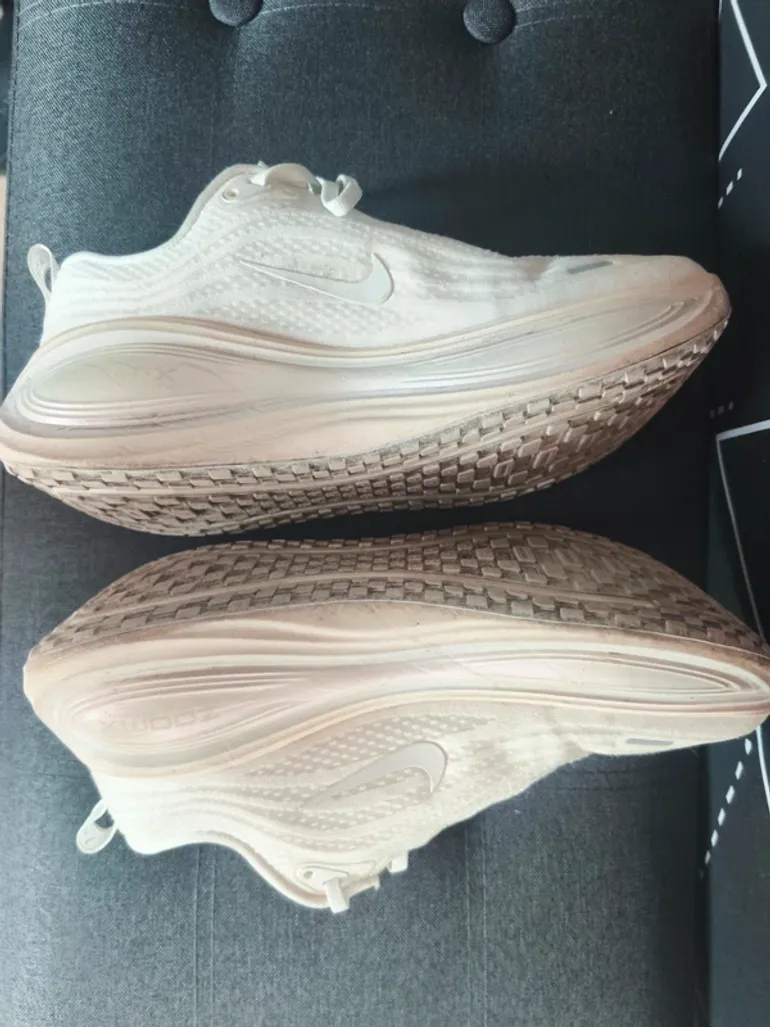 Nike Vomero Plus bike usato — immagine 3 di 5