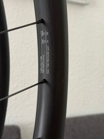 Ocuo MP30TEAM Carbon 2024 bike d'occasion — image 4 sur 5