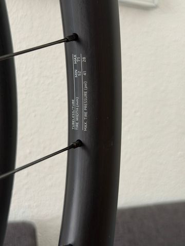 Used Ocuo MP30TEAM Carbon 2024 bike — image 4 of 6