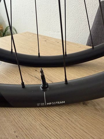 Used Ocuo MP30TEAM Carbon 2024 bike — image 3 of 6