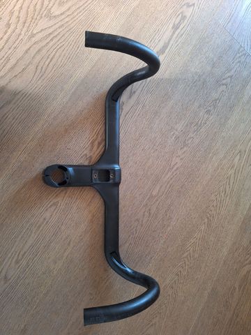 Used Cube Litening Handlebar 2024 bike — image 2 of 5