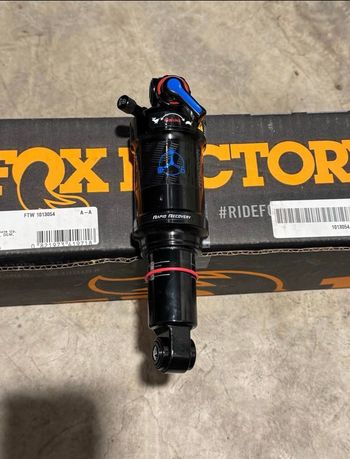 Tweedehands Rock Shox rock monarc 2025 bike — afbeelding 5 van 6