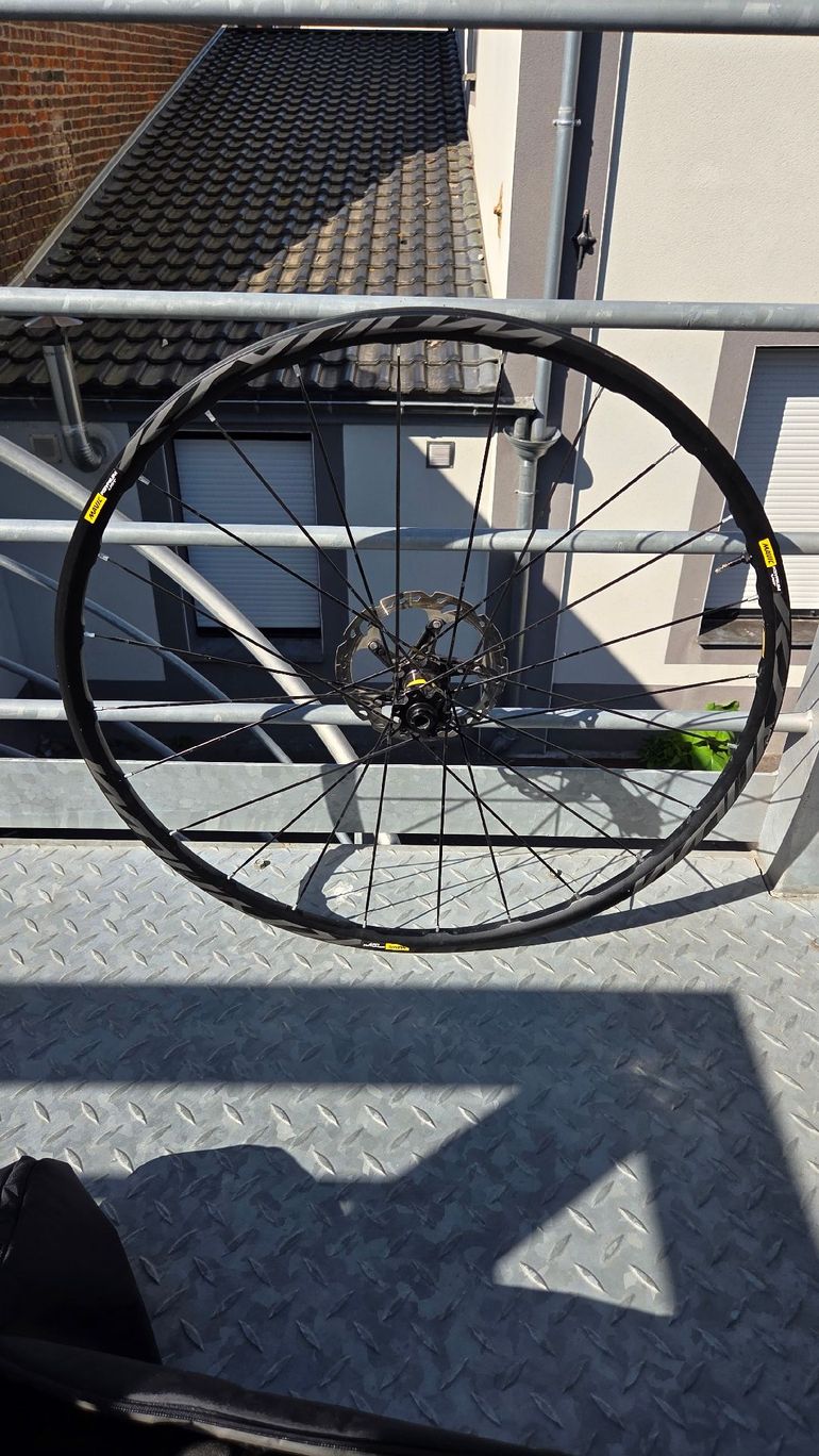 Käytetty Mavic Ksyrium UST bike — kuva 2 / 3