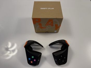 Używany Zwift Play Controllers bike — zdjęcie 2 z 2