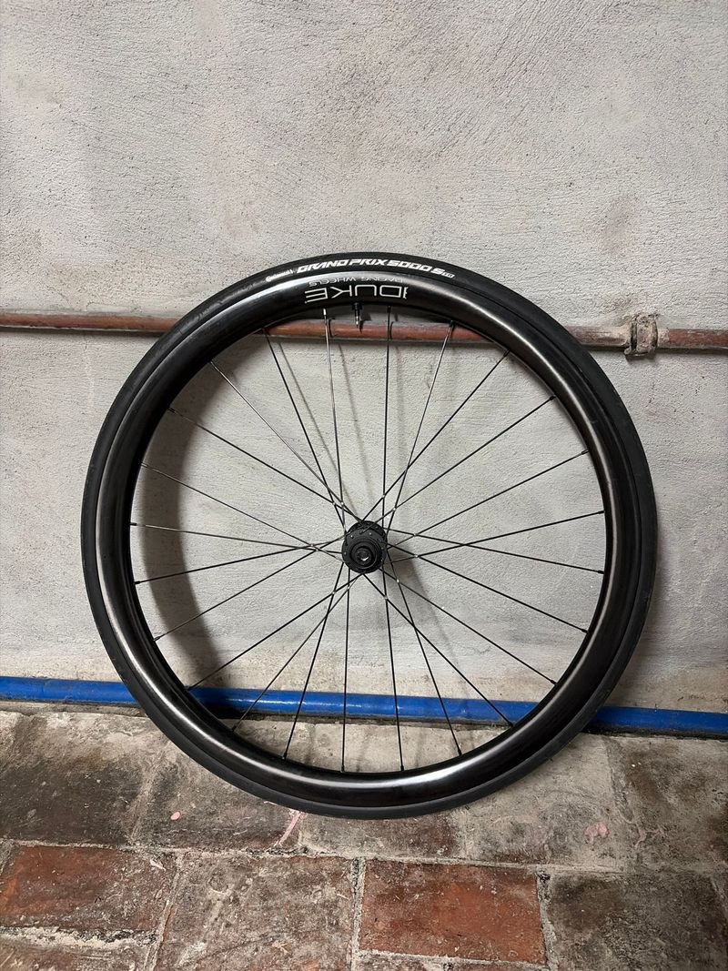 Použité Duke Carbon Wheelset DT Swiss 240 Wheels