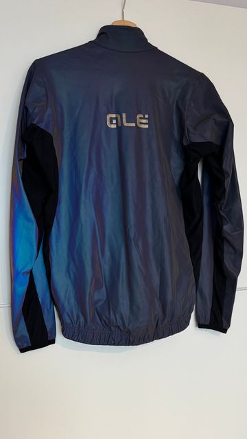Brugt AGU Ale Iridescent Reflective Long Sleeve Jacket 2025 bike — billede 7 af 9