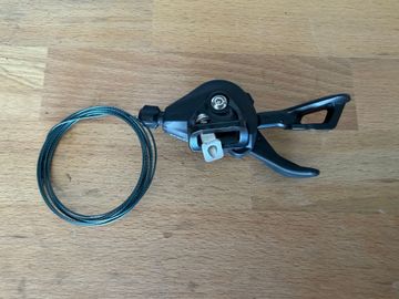 Shimano Deore M5100 I-Spec Trigger Shifter Drivetrain & Pedals usato