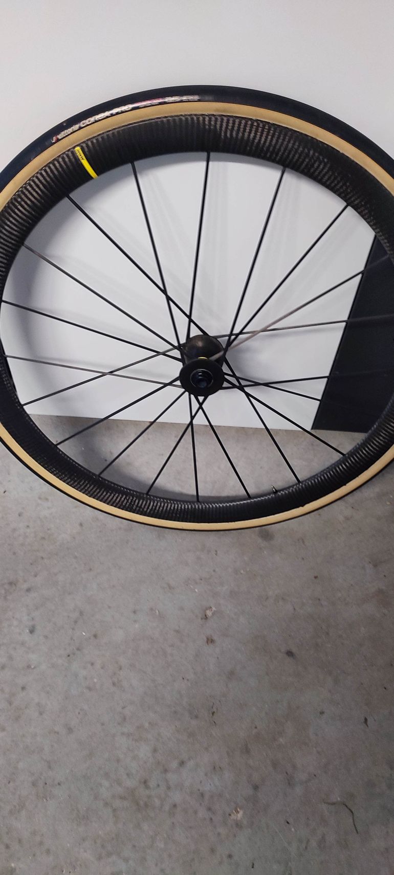 Mavic Cosmic Ultimate Disc 40 bike d'occasion — image 2 sur 3