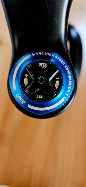 Brugt Fox 38 Factory Grip2 bike — billede 9 af 9