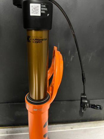 Tweedehands Fox 32 Factory Fork 2025 bike — afbeelding 6 van 8