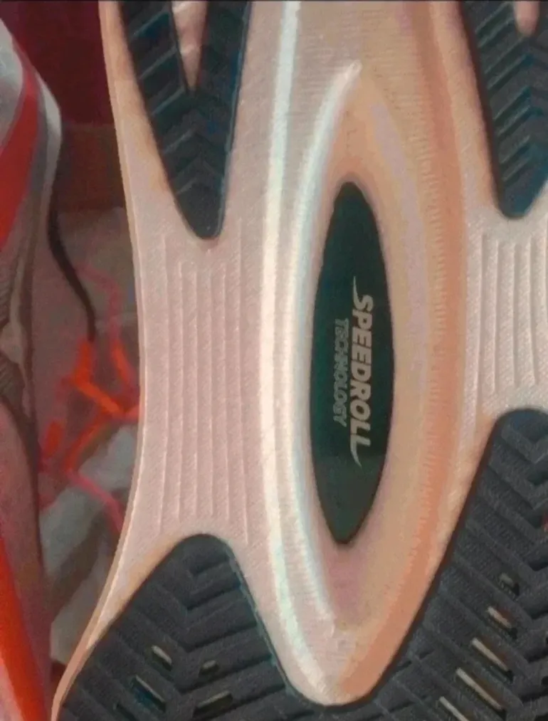 Używany Saucony Endorphin Pro 4 bike — zdjęcie 5 z 5