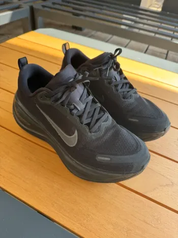 Used Nike Vomero Plus bike — image 1 of 10