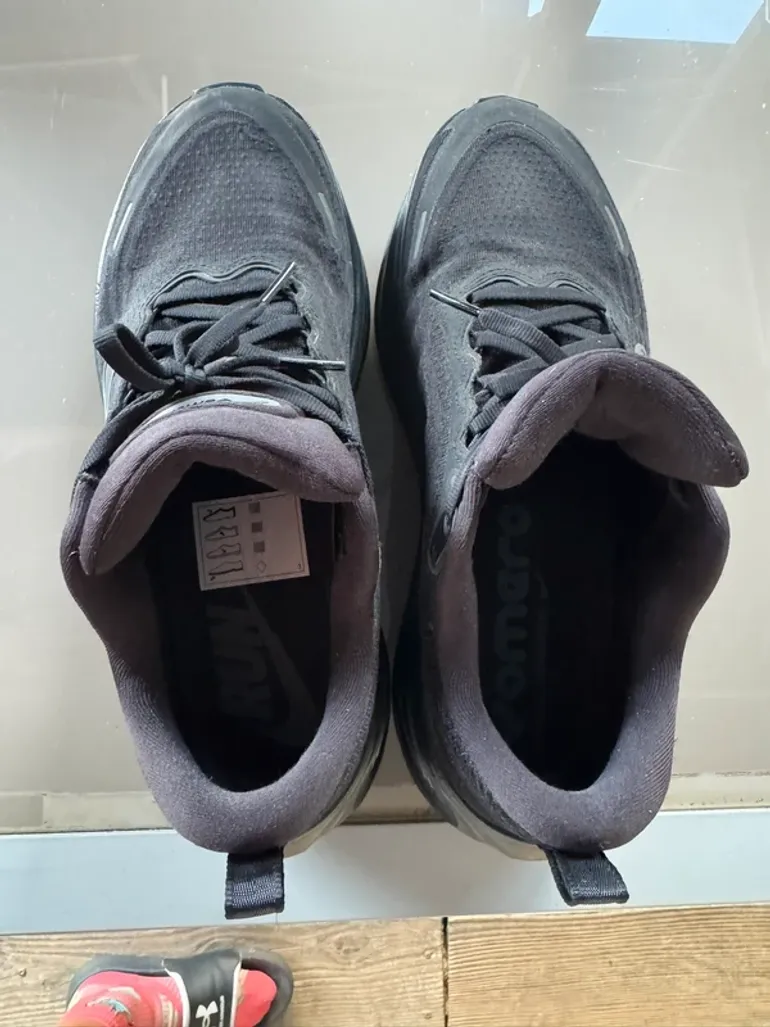 Used Nike Vomero Plus bike — image 9 of 10