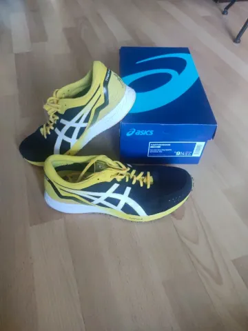 Używany Asics Tartheredge Running Shoes