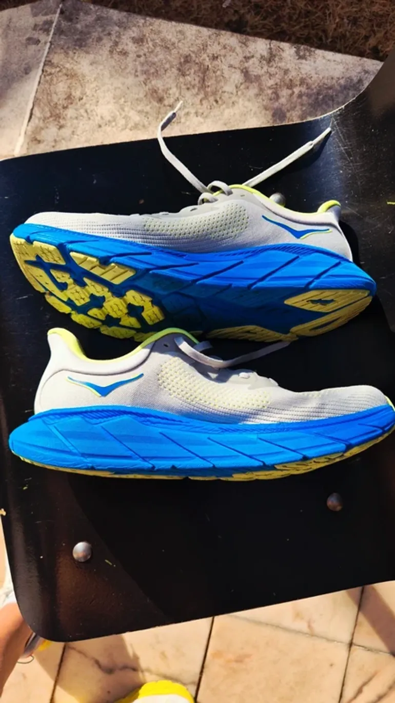 Gebrauchtes Hoka Arahi 7 bike — Bild 2 von 14