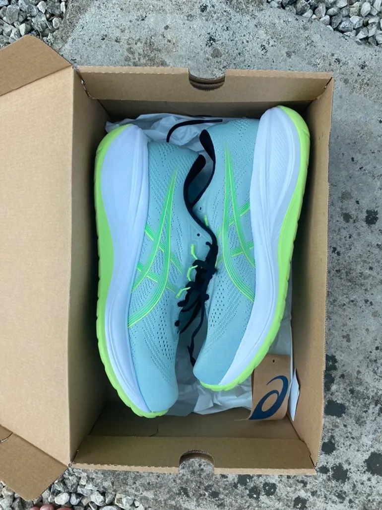 Asics Running Shoes bike usato — immagine 8 di 11