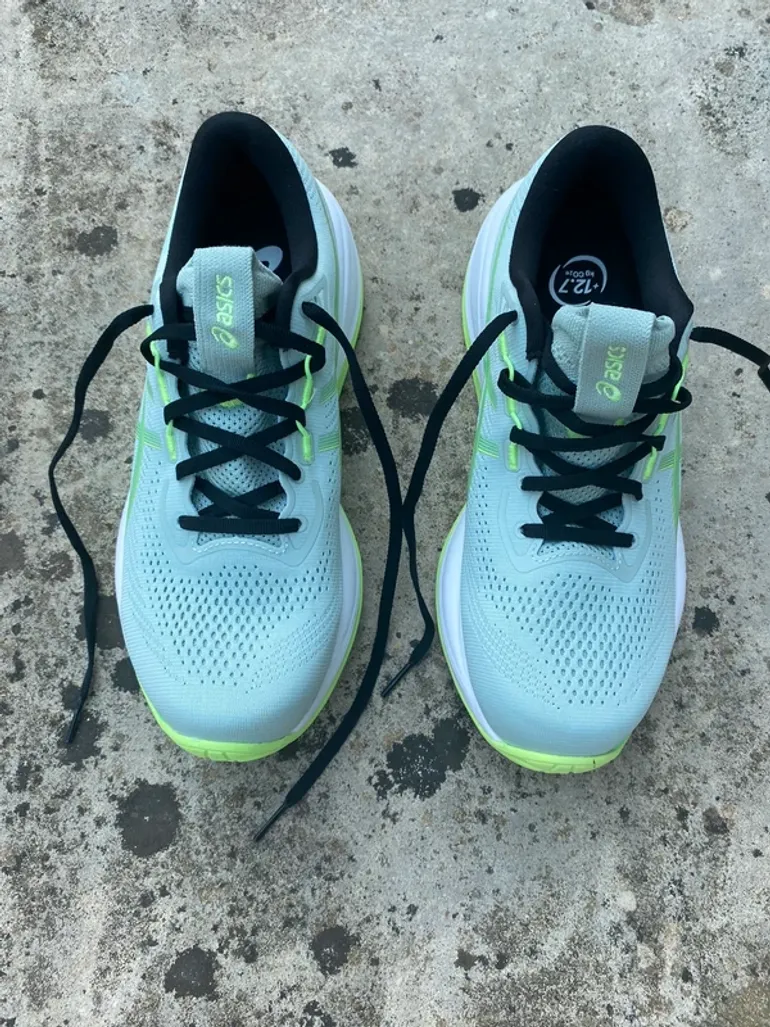 Asics Running Shoes bike usato — immagine 5 di 11