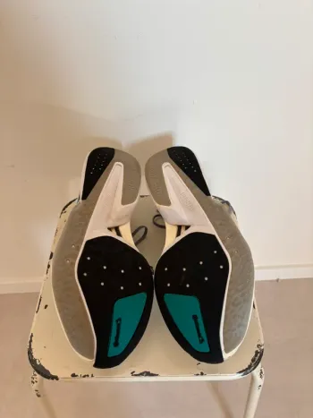 Used Adidas Adizero Boston 13 bike — image 11 of 11