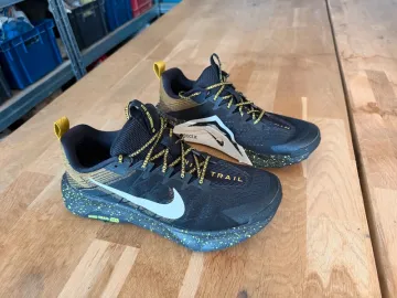 Used Nike Reactx Trail Running Shoes