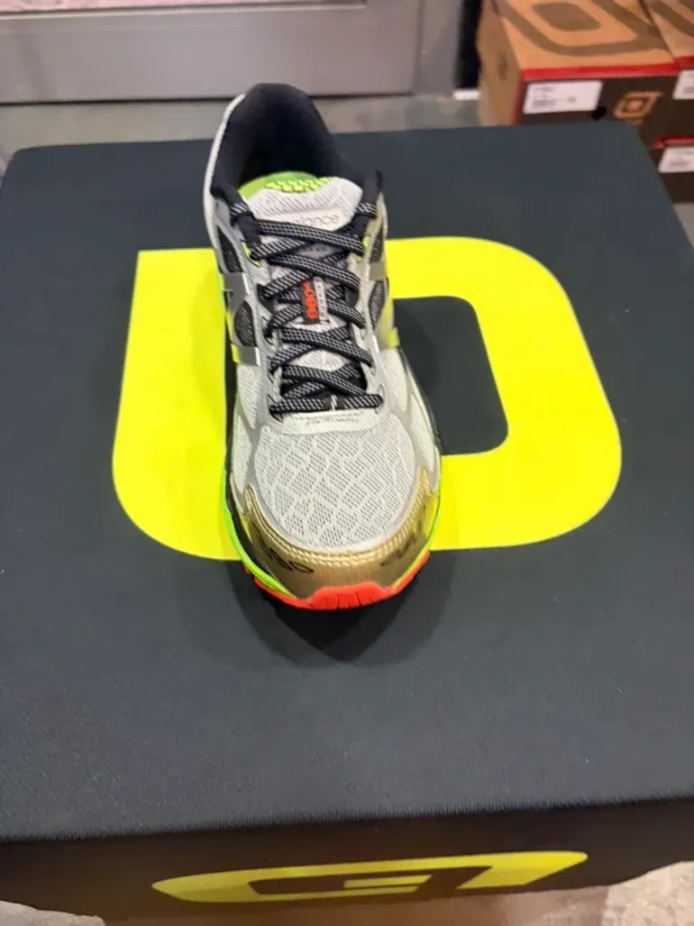 Używany New Balance 880v5 bike — zdjęcie 2 z 4