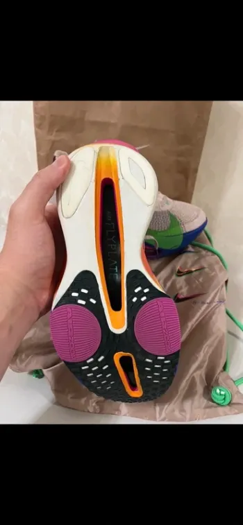 Used Nike Air Zoom Alphafly Next% 3 bike — image 4 of 9