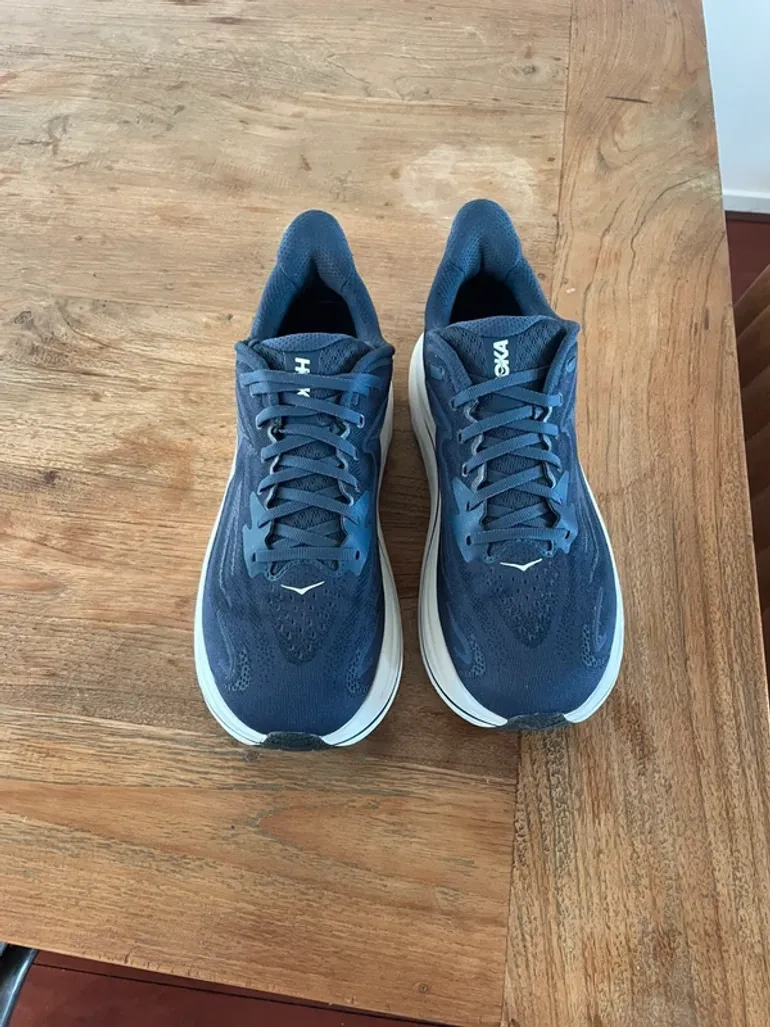 Used Hoka Clifton 10 bike — image 2 of 5