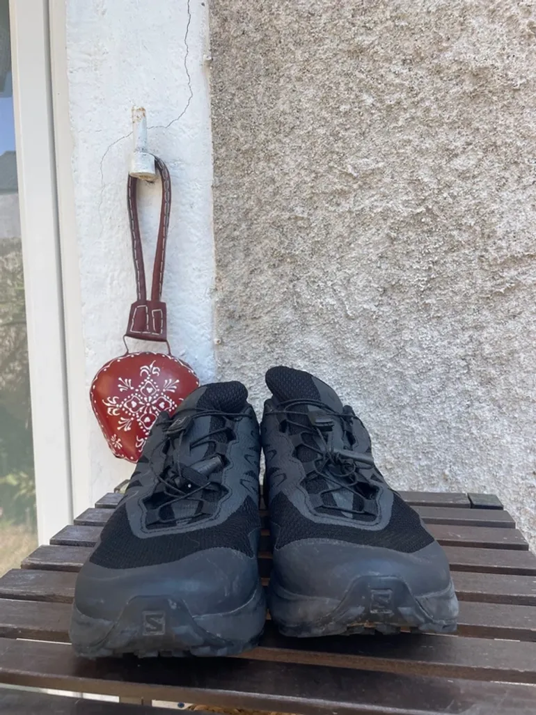Salomon Goretex Trailrunning Shoes bike d'occasion — image 4 sur 6