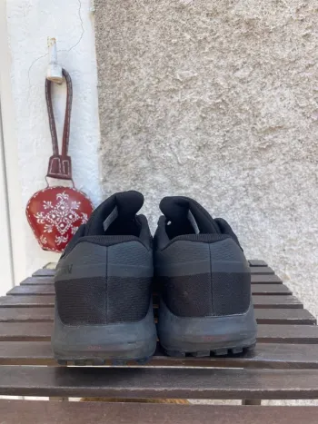Salomon Goretex Trailrunning Shoes bike d'occasion — image 2 sur 6