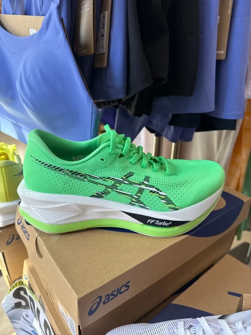 Gebrauchtes Asics Sonic Blast Running Shoes