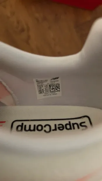 Used New Balance Supercomp Elite V5 bike — image 5 of 5