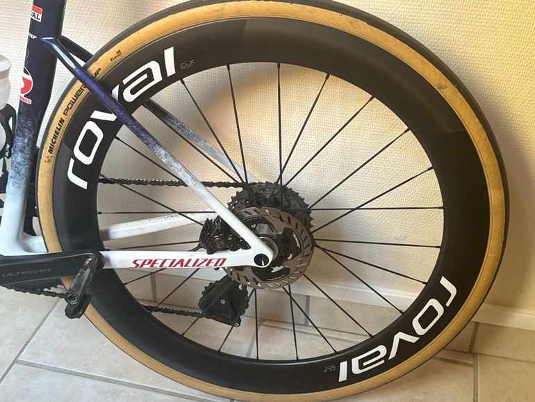 Gebrauchtes Roval CLX 2 Team Wheels 2025 bike — Bild 2 von 6