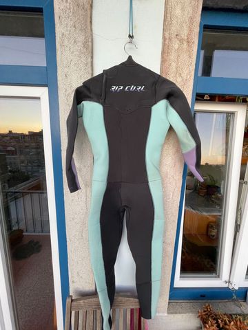 Tweedehands Rip Curl Dawnpatrol Wetsuit 2023 bike — afbeelding 4 van 13