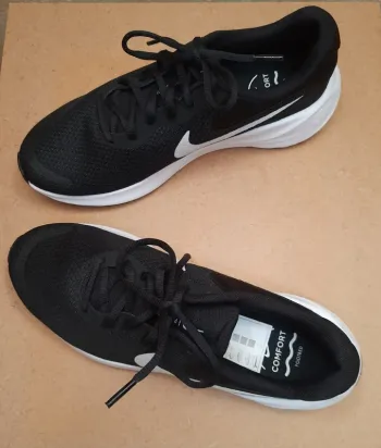 Gebrauchtes Nike Révolution 7 bike — Bild 15 von 15
