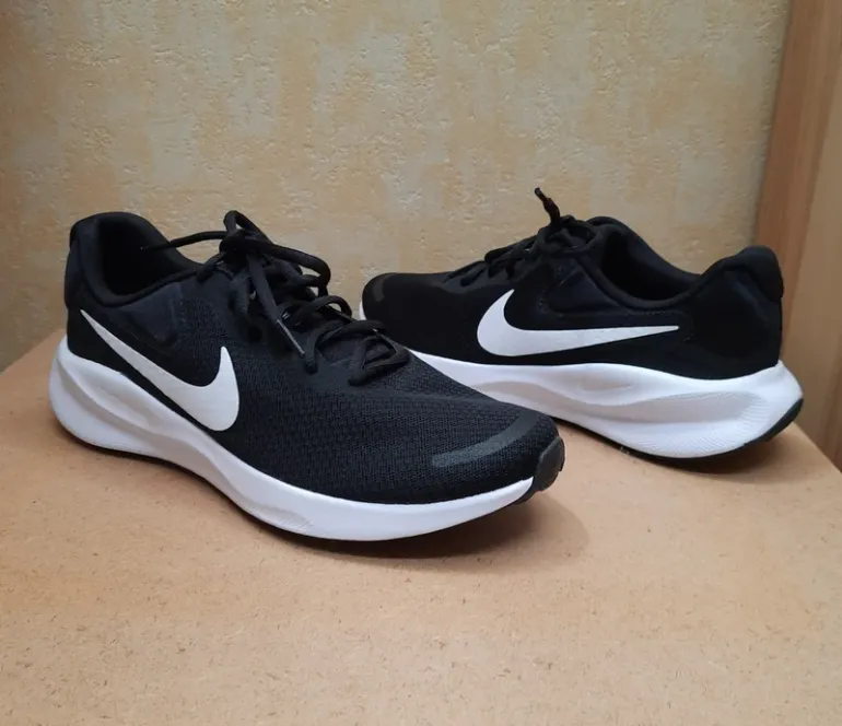 Gebrauchtes Nike Révolution 7 bike — Bild 3 von 15