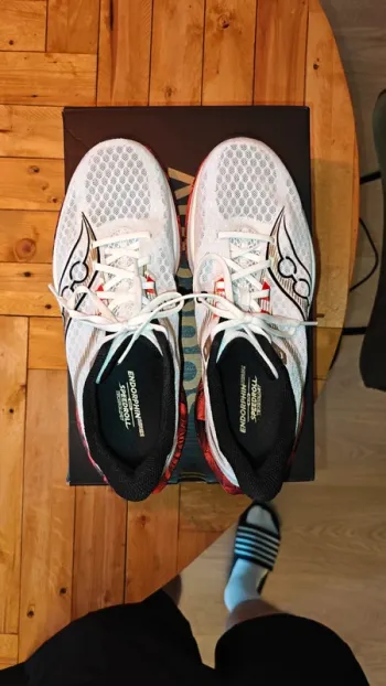 Saucony Endorphin Speed 5 bike d'occasion — image 3 sur 7