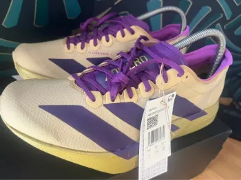 Adidas Adizero Adios Pro 4 bike d'occasion — image 1 sur 10