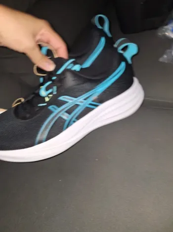 Used Asics Shoes bike — image 5 of 6