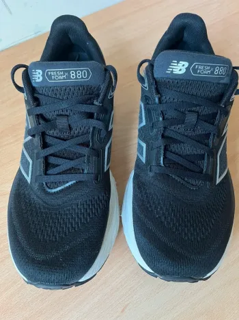 Gebrauchtes New Balance Fresh Foam 880 bike — Bild 2 von 9