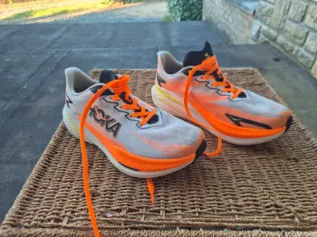 Hoka Maxh X3 bike d'occasion — image 1 sur 5