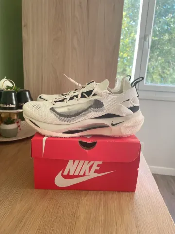 Używany Nike Sneakers Running Shoes
