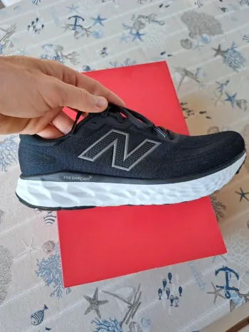Gebrauchtes New Balance EVOZ v4 bike — Bild 4 von 9