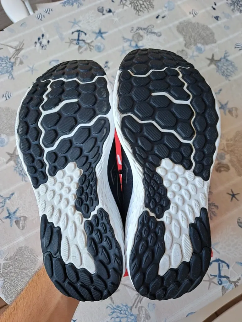 Gebrauchtes New Balance EVOZ v4 bike — Bild 3 von 9