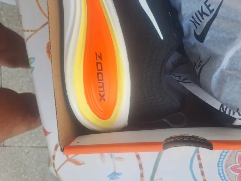 Used Nike Vomero Plus Run bike — image 10 of 12