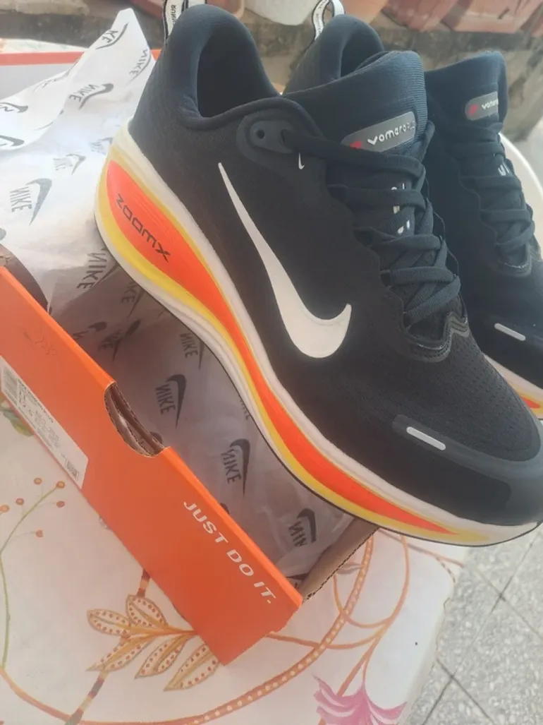 Used Nike Vomero Plus Run bike — image 2 of 12